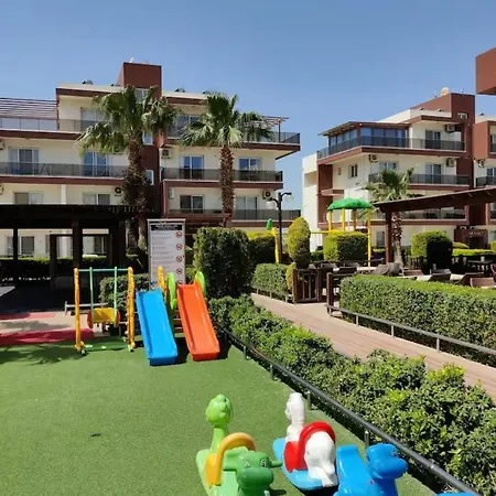 Royal Sun Sitesi Trikomo