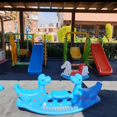 Royal Sun Sitesi Trikomo
